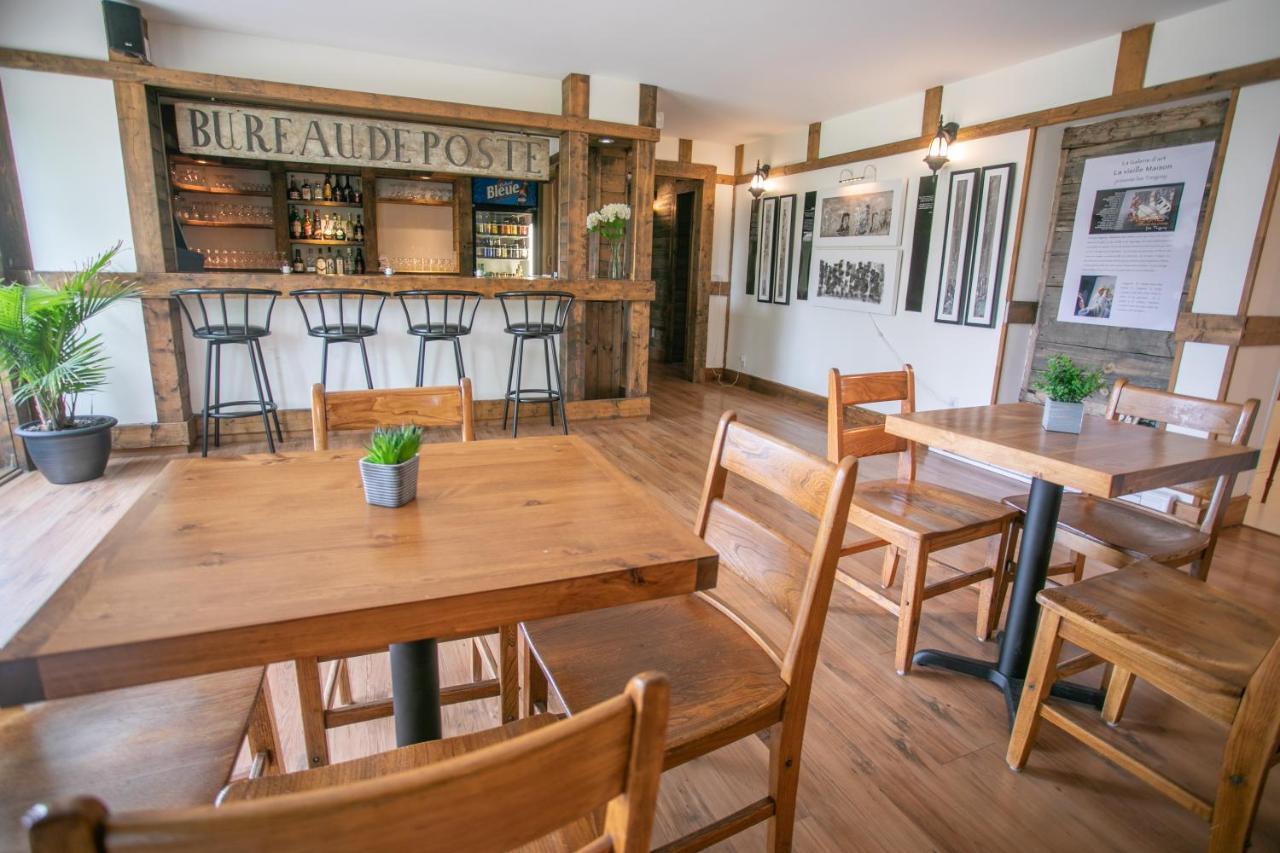 Seigneurie Des Monts Inn