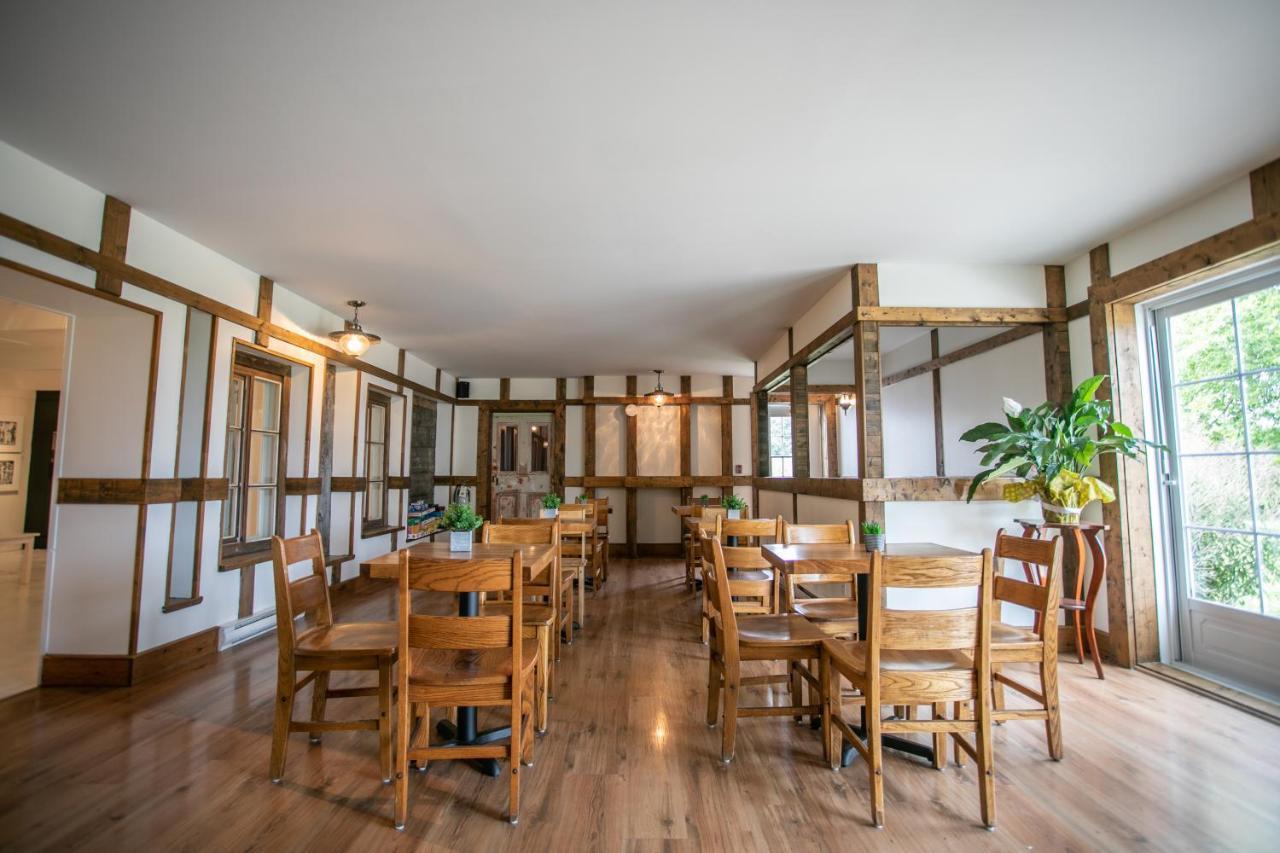 Inn Seigneurie Des Monts Sainte Anne des Monts